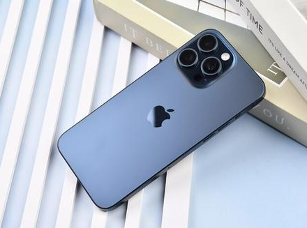静乐苹果维修点分享iPhone 15 Pro Max锁屏密码玩机解析 